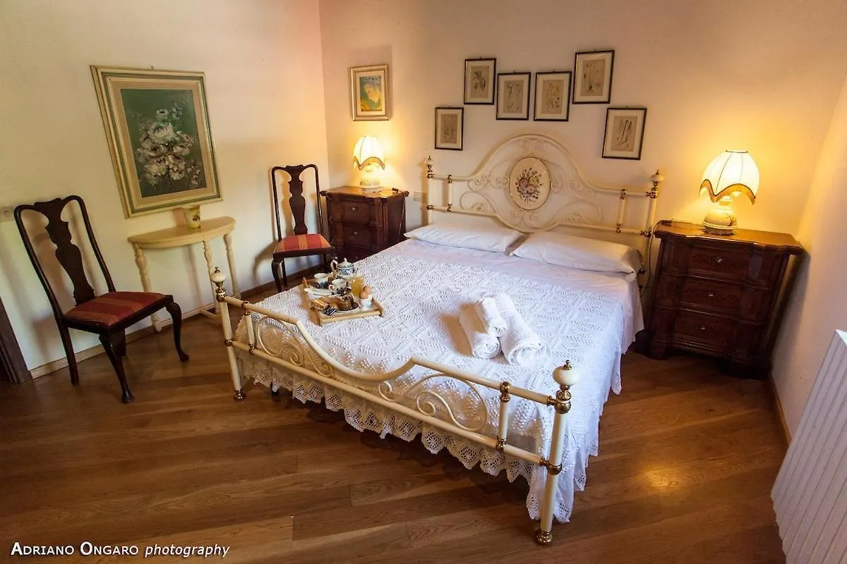 La Collina Tuscan Stone Cottage Soci 0*,  Italy